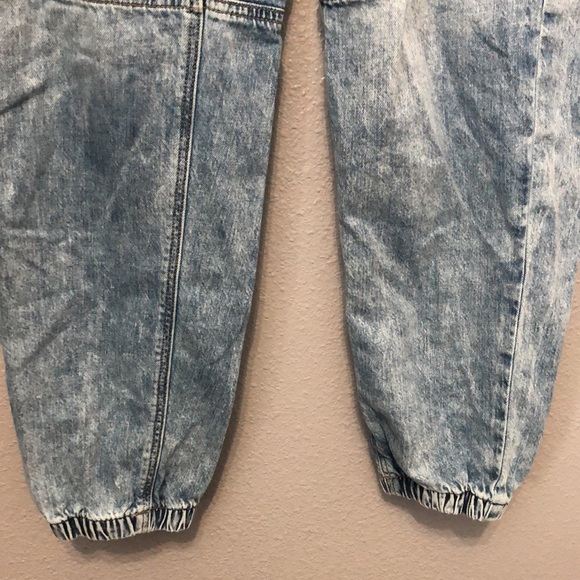 American Eagle jeans Women's size 0 Regular 1977 cargo denim jean elastic cuffs - Picture 2 of 15